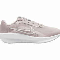 Nike Laufschuhe<· DOWNSHIFTER 13 platinum violet-white-photon dust