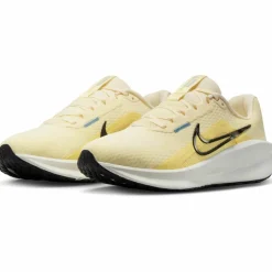 Nike Laufschuhe<· DOWNSHIFTER 13 alabaster-black-soft yellow-sail
