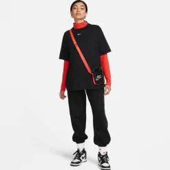 Nike Shirts|Loungewear<· Essential black-white