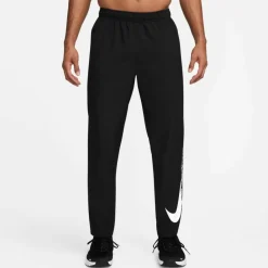 Clearance · FORM Herren Training|Hosen