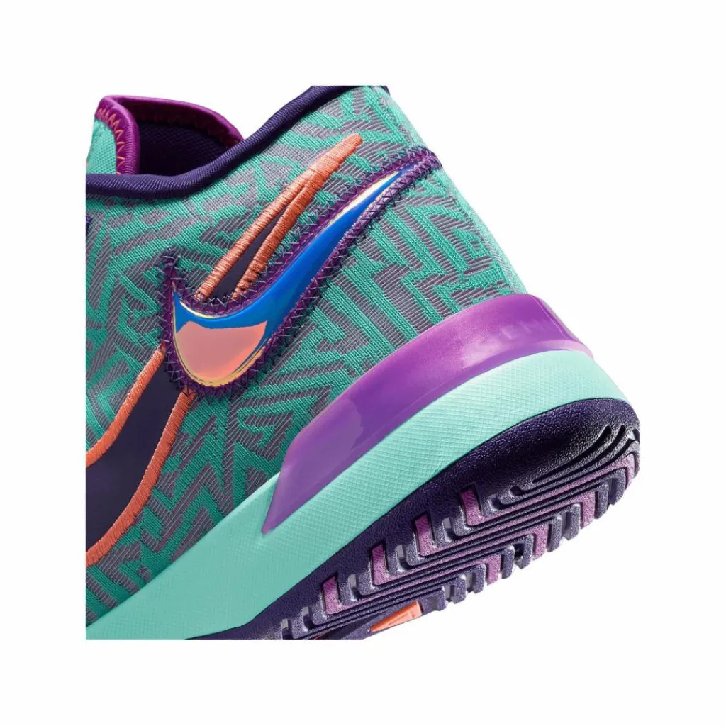 · LeBron NXXT Genisus Weiß Herren Hallenschuhe