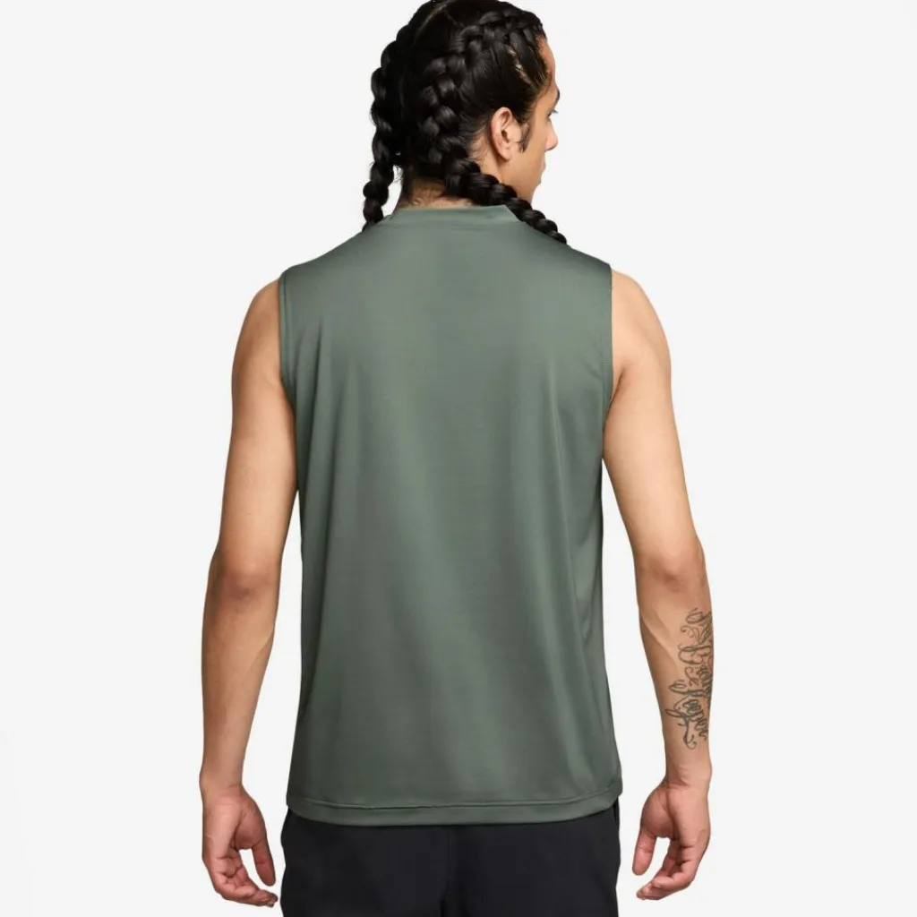 Nike Basketball|Basketball<· M J DF SPT ESS SLVS TOP vintage lichen