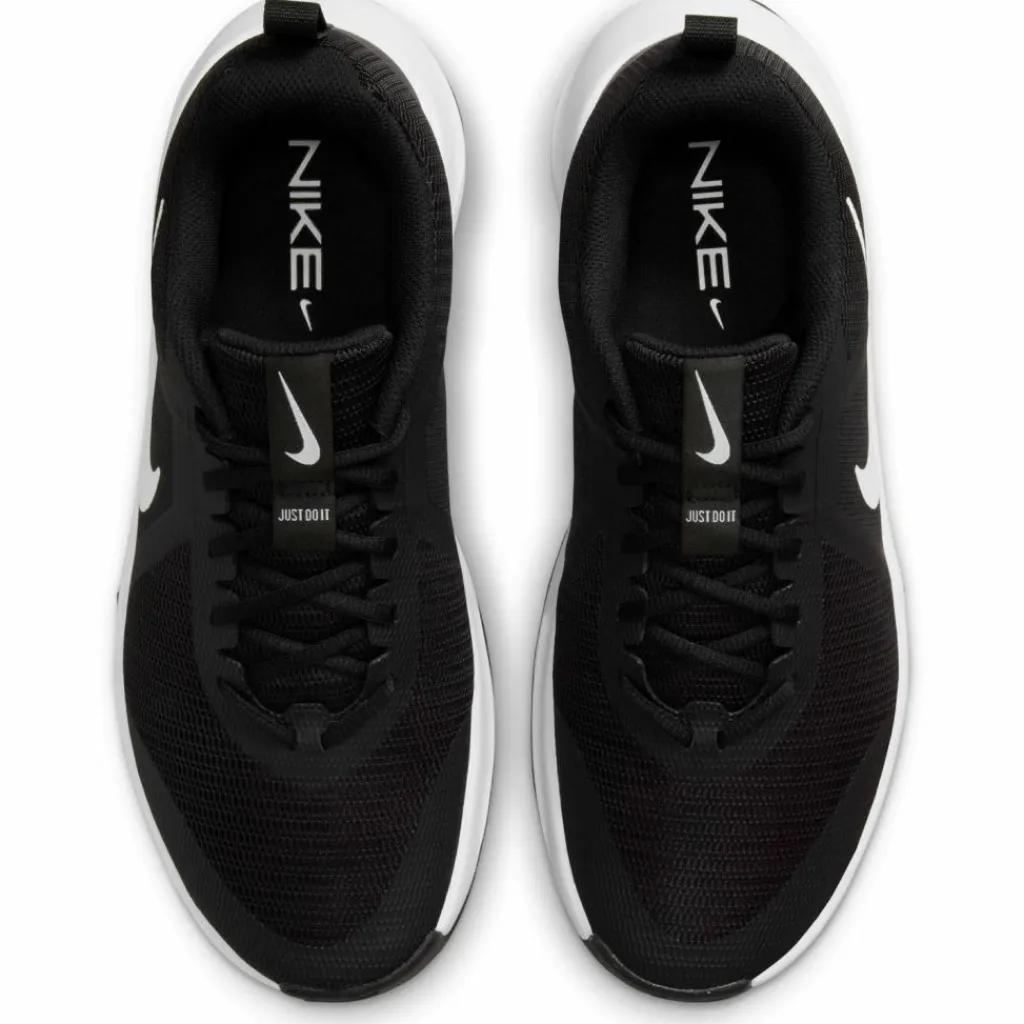 Nike Fitnessschuhe<· MC Trainer 3 black-white