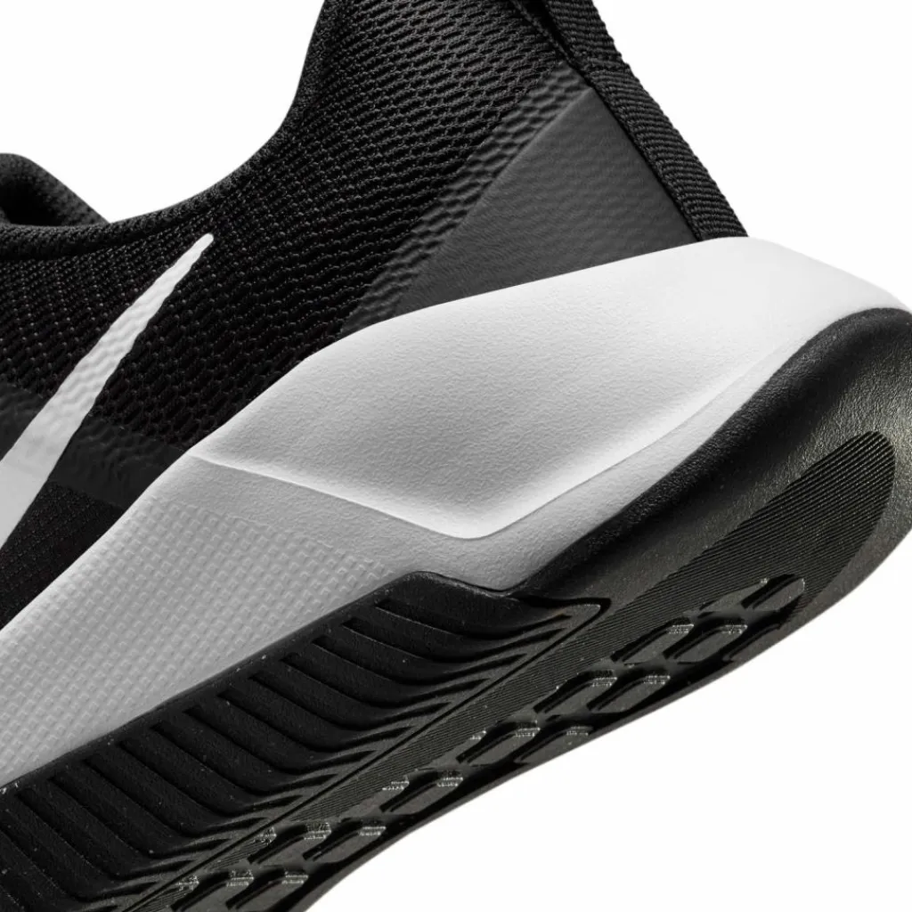 Nike Fitnessschuhe<· MC Trainer 3 black-white