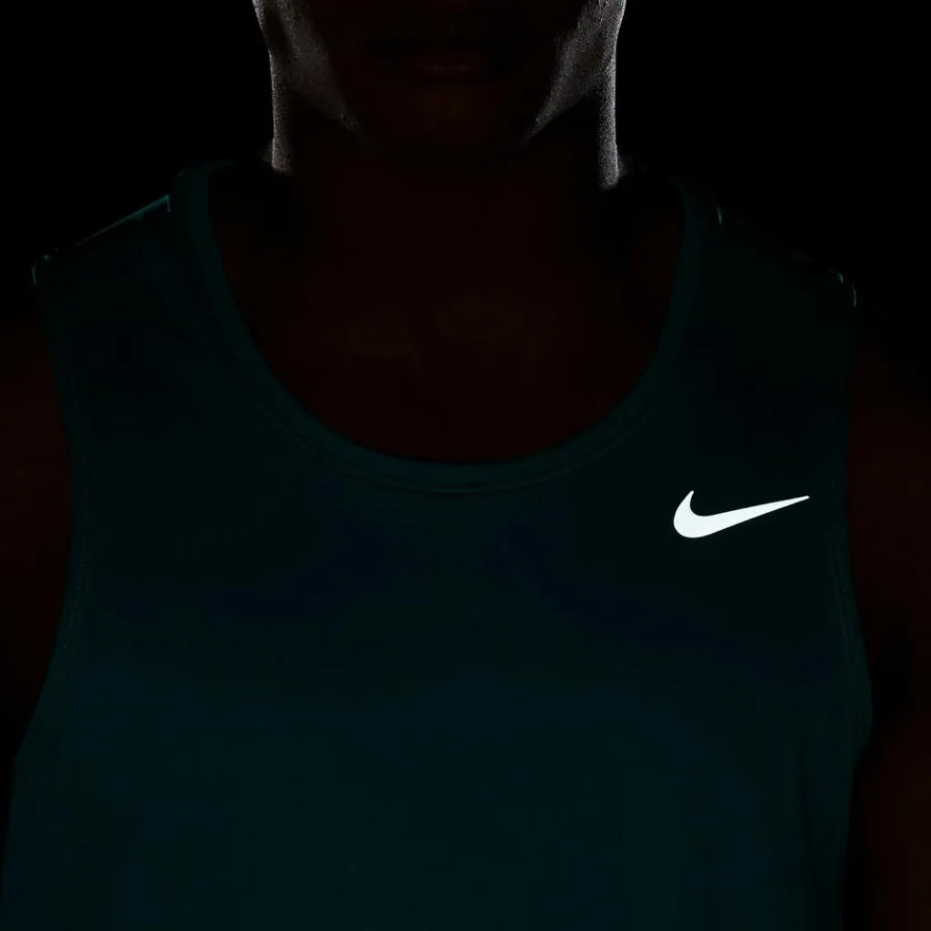 Nike Tops & Tanks<· Miler dusty cactus-reflective silv
