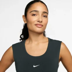 Nike Tops & Tanks<· NP seaweed-white
