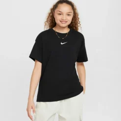 Nike Shirts<· NSW Essentials black