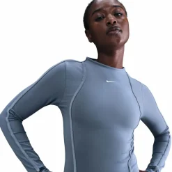 Clearance · ONE Damen Training|Shirts