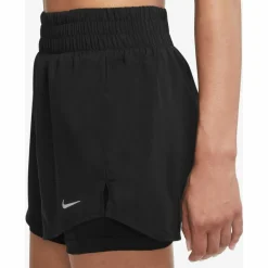 Nike Training|Training<· One black-reflective silv