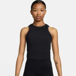 · One Damen Tops & Tanks