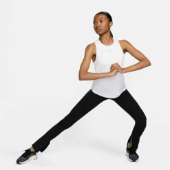 Discount · One Classic Damen Tops & Tanks