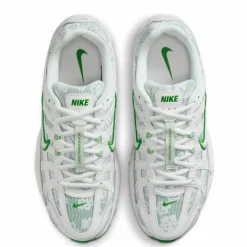 Nike Sneaker<· P-6000 summit white-summit white-kelly green