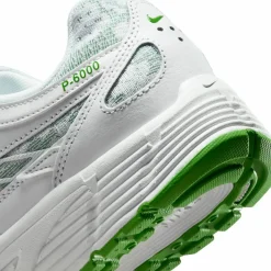 Nike Sneaker<· P-6000 summit white-summit white-kelly green