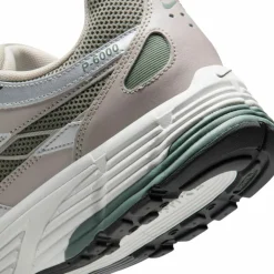 Nike Streetwear|Sneaker<· P-6000 cream ii-clay green-anthracite