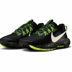New · REACTX PEGASUS TRAIL 5 Herren Laufschuhe