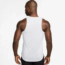 Nike Tops & Tanks<· Stride white-reflective silv