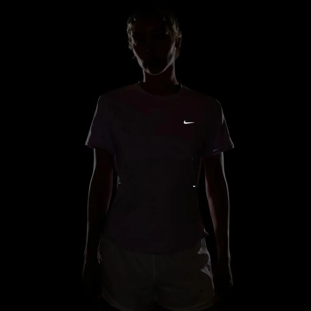 Nike Training|Shirts<· SWIFT violet mist-reflective silv
