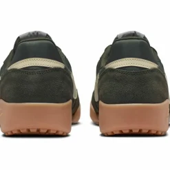 Nike Streetwear|Sneaker<· Terra Manta sequoia-coconut milk-gum med brown
