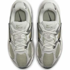 Nike Streetwear|Sneaker<· V5 RNR spruce fog-summit white-metallic si