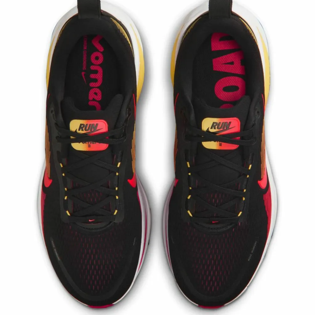Nike Laufschuhe<· Vomero 18 black-bright crimson-lt crimson