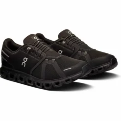 On Streetwear|Sneaker<· Cloud 6 black-black