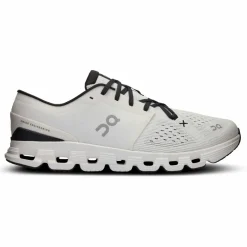 On Laufen|Laufen<· Cloud X 4 ivory-black