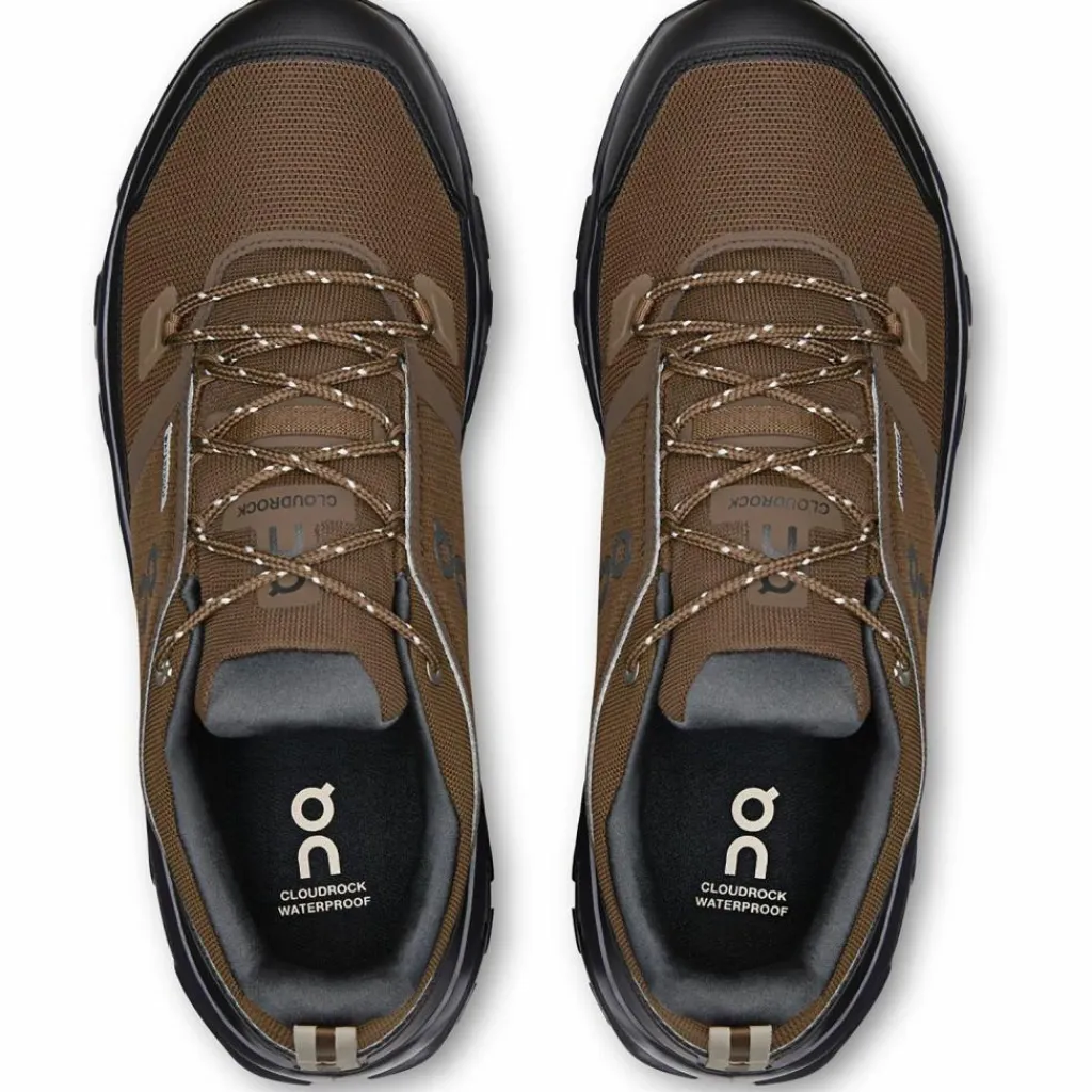 On Wanderschuhe<· Cloudrock Low WP Braun5934