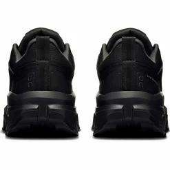 On Wandern|Wandern<· Cloudrock Low WP black-black
