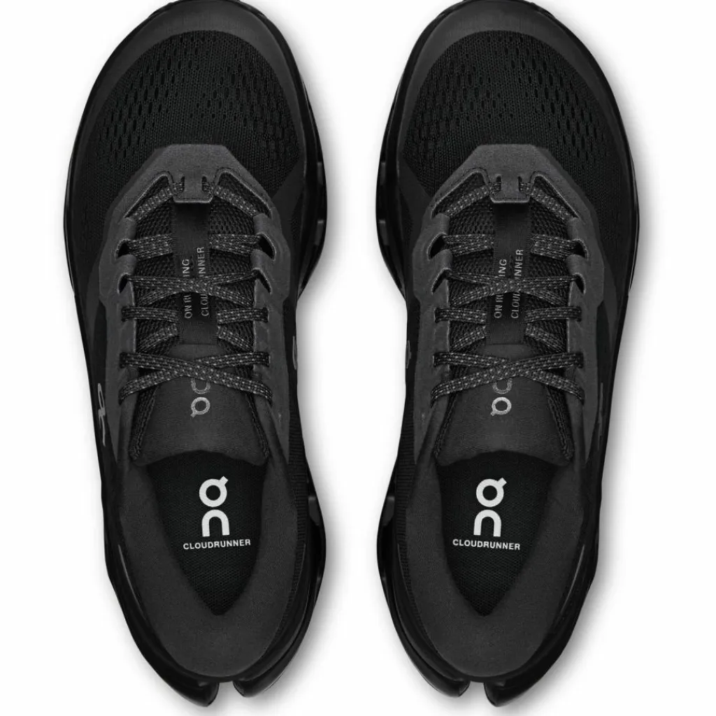 On Laufen<· Cloudrunner 3 Wide black-black