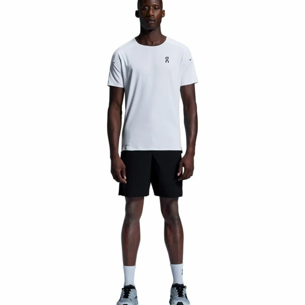 On Training|Laufen<· Performance-T white-silver
