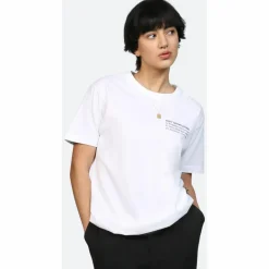 ON VACATION Loungewear|Loungewear<· Ouzo Tasting white