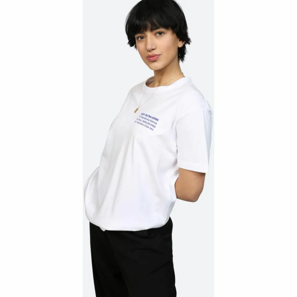 ON VACATION Loungewear|Loungewear<· Ouzo Tasting white