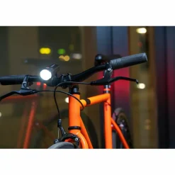 Online · Aura 30 FL Fahrradbeleuchtung