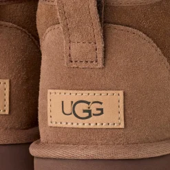 Ugg Winterschuhe|Boots & Stiefel<· Classic Ultra Mini rocky oak