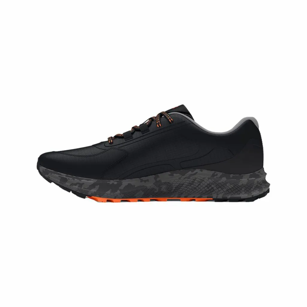 Under Armour Fußballschuhe|Hallenschuhe<· Charged Bandit TR3 Laufschuh schwarz