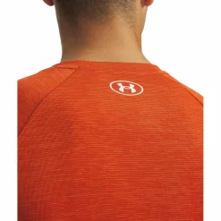 Under Armour Shirts<· Tech Textured orange