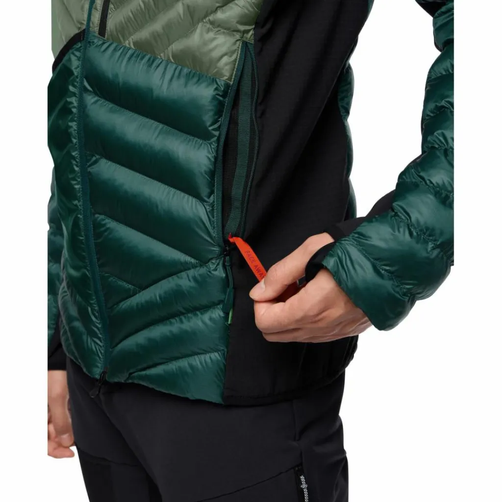 VAUDE Übergangsjacken<· Men's Sesvenna Pro Jacket II deep pond