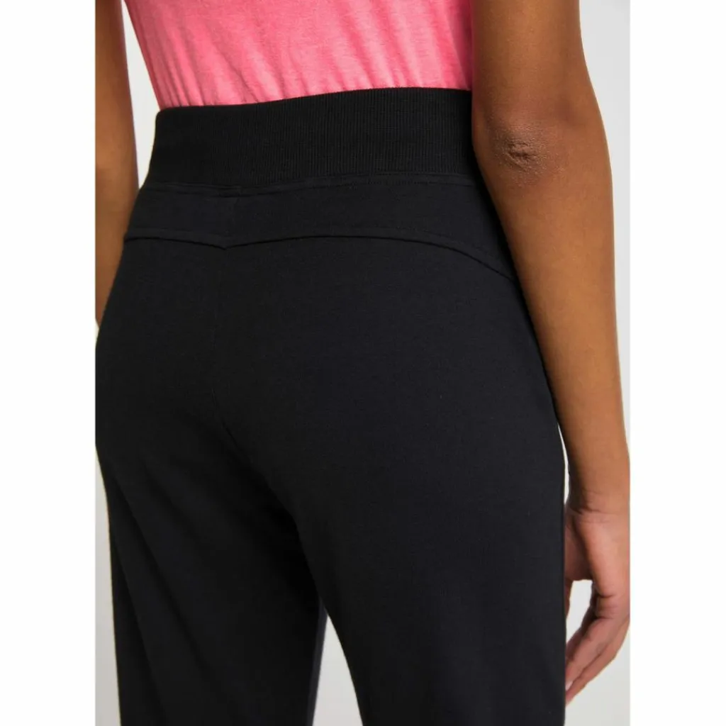 Outlet · Sherly Damen Training|Training