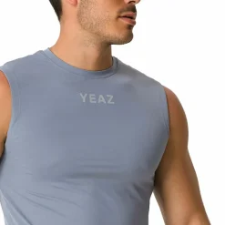 · INSTRUCTOR Yoga