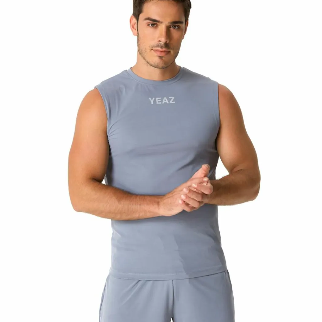 · INSTRUCTOR Yoga